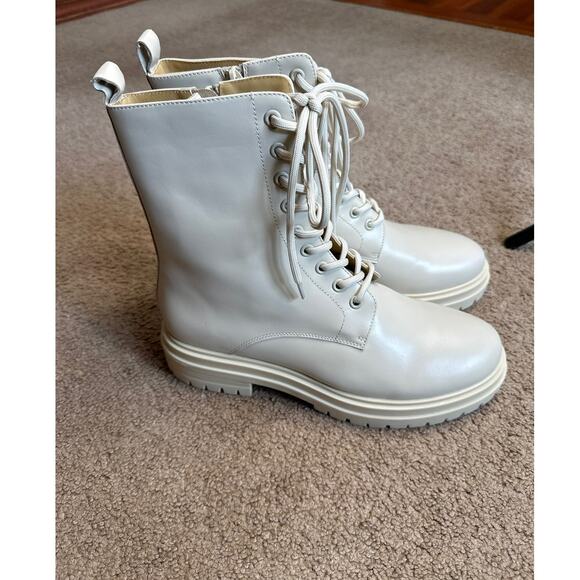 Tony Bianco Wya Leather Moto Boot in Vanilla Capretto Size 10 EUC - Picture 1 of 10
